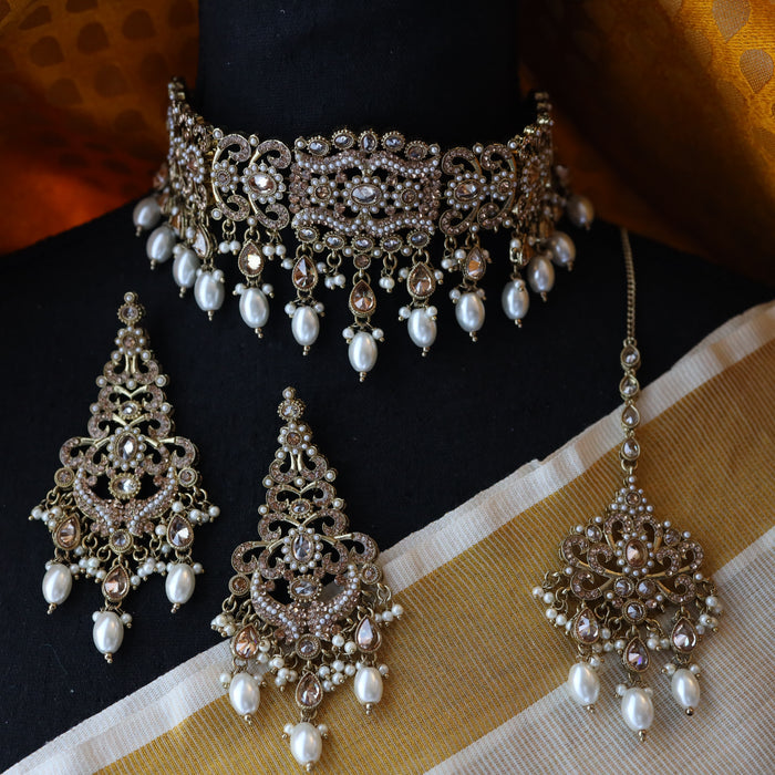 Trendy pearl choker necklace and earrings TW46