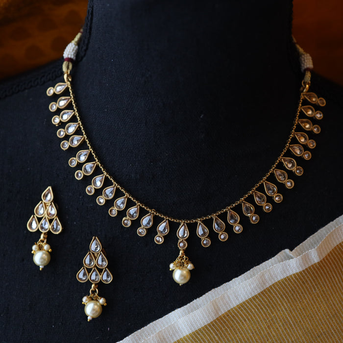 Trendy gold stone short necklace and earrings G207