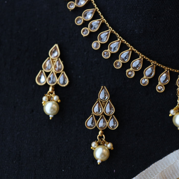 Trendy gold stone short necklace and earrings G207