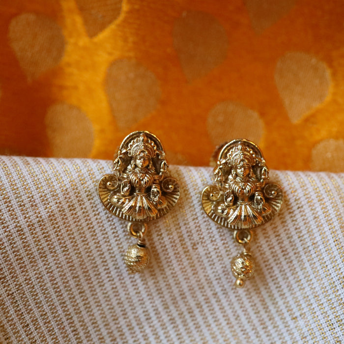 Antique studd earrings AS233