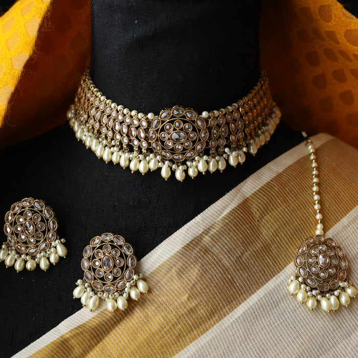 Trendy pearl bead short necklace with earrings and tikka TW66