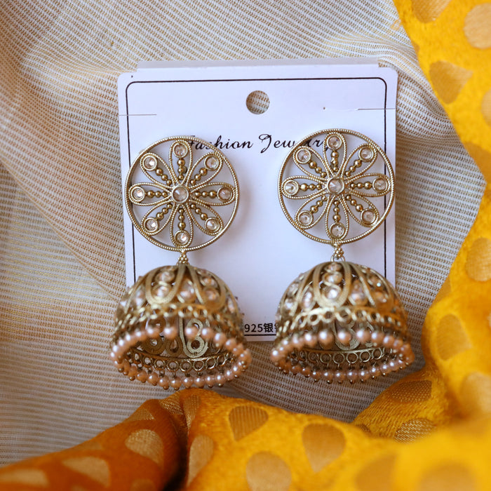 Trendy pearl jumka earrings and tikka AJ48