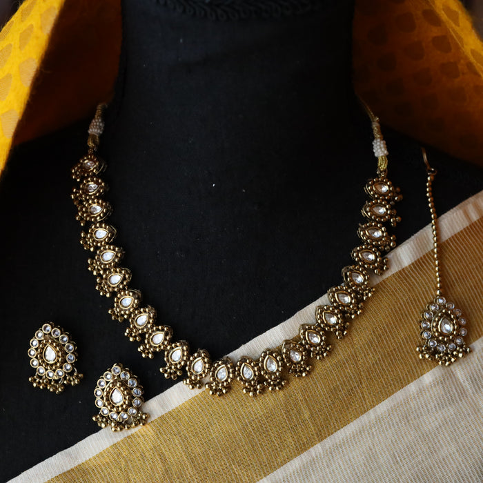 Trendy gold bead short necklace with earrings and tikka TW112