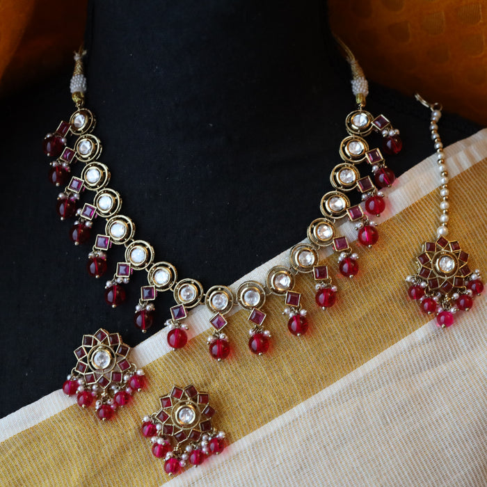 Trendy pink bead short necklace with earrings and tikka TP44