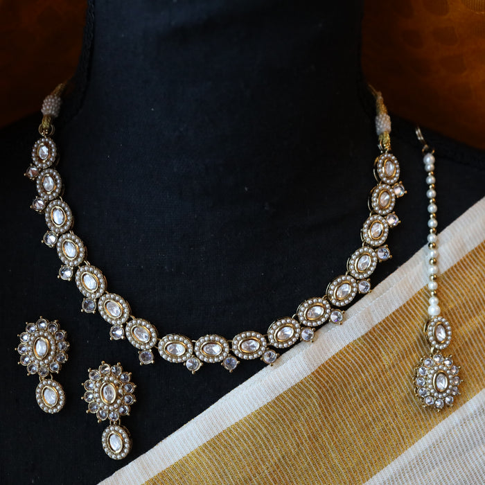Trendy white stone short necklace with earrings and tikka TW454
