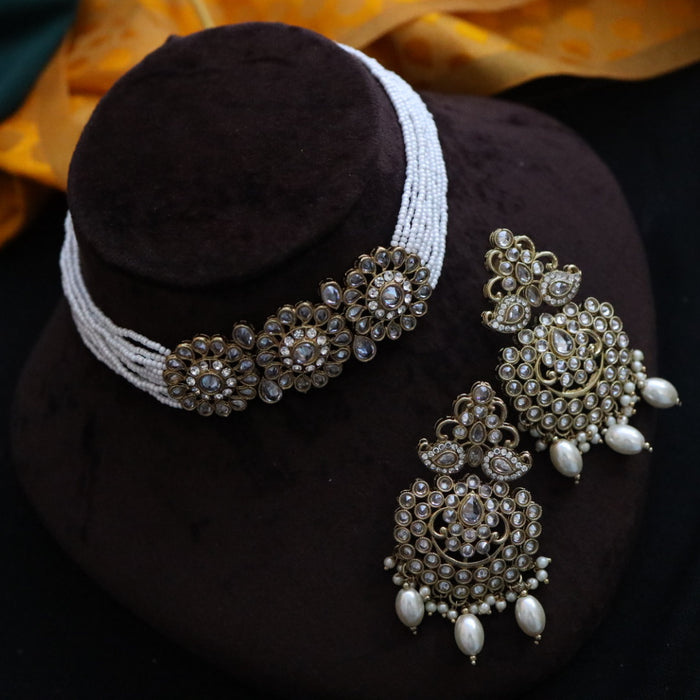 Trendy stone short necklace with earrings TW009