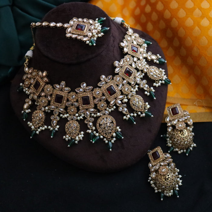 Trendy green stone short necklace with earrings TG002