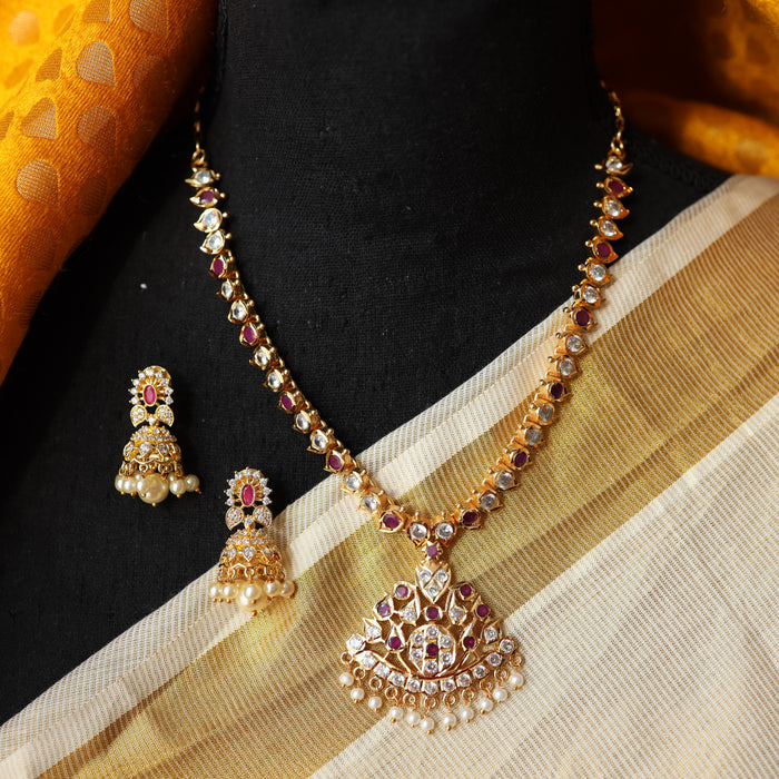 Heritage gold plated ruby white stone short necklace with earrings H00457