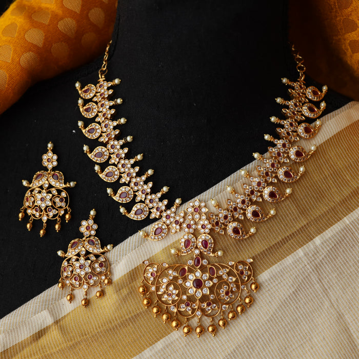 Antique ruby white short necklace and earrings S1B2155