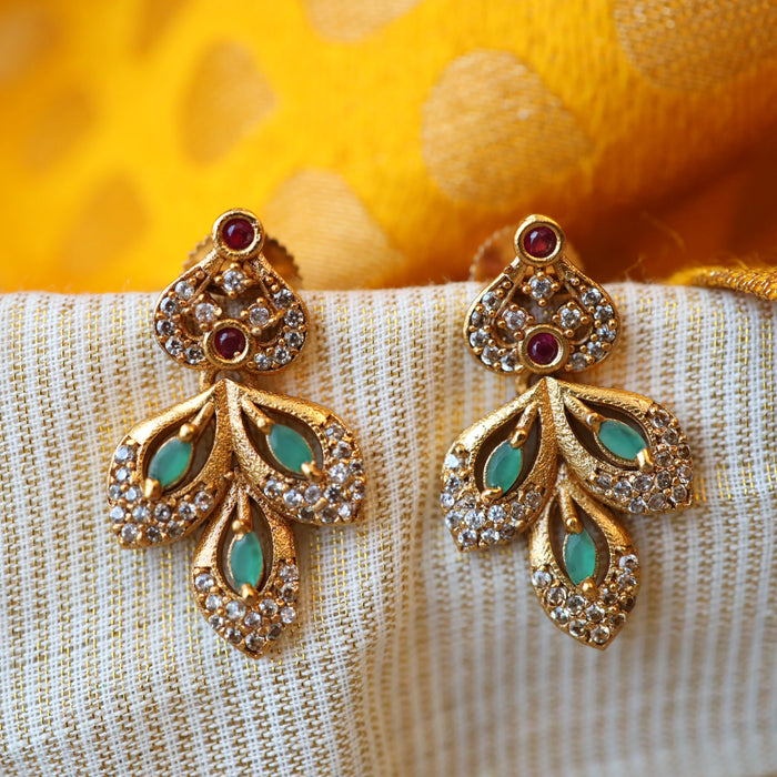 Antique gold green stone studd earrings AS417