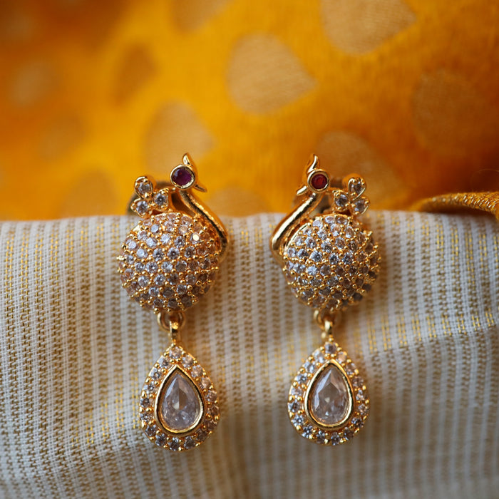 Heritage white stone studd earrings HS678