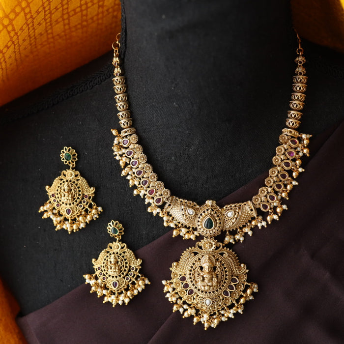 Antique temple design short necklace with earrings SN1B15
