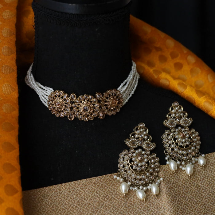 Trendy stone short necklace with earrings TW009