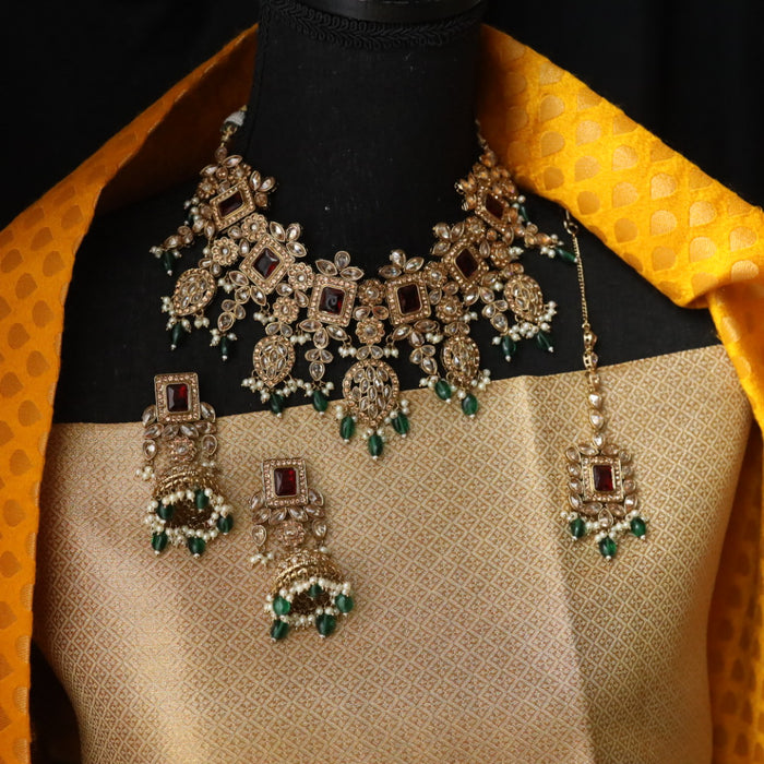 Trendy green stone short necklace with earrings TG002