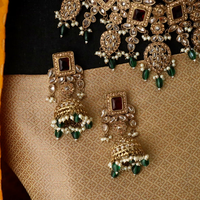 Trendy green stone short necklace with earrings TG002