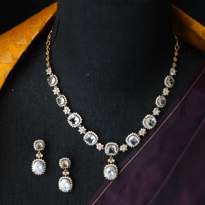 Antique white stone short necklace and earrings TT02035