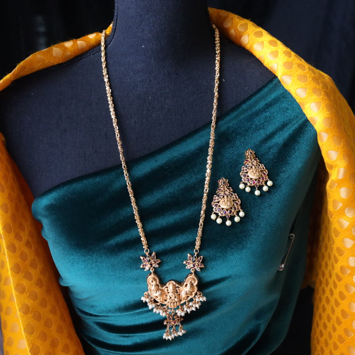 Antique pendant long chain with earrings PEN003