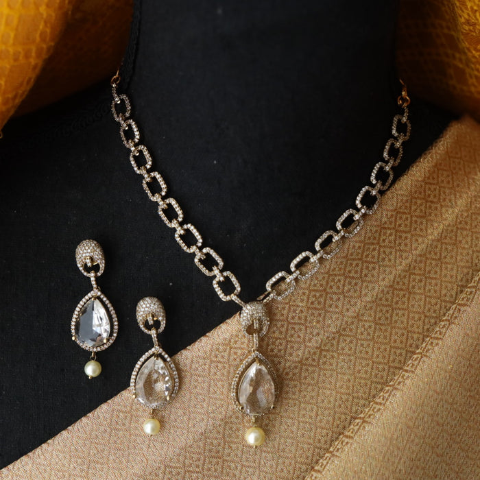 Victorian white stone short necklace with earrings V1005