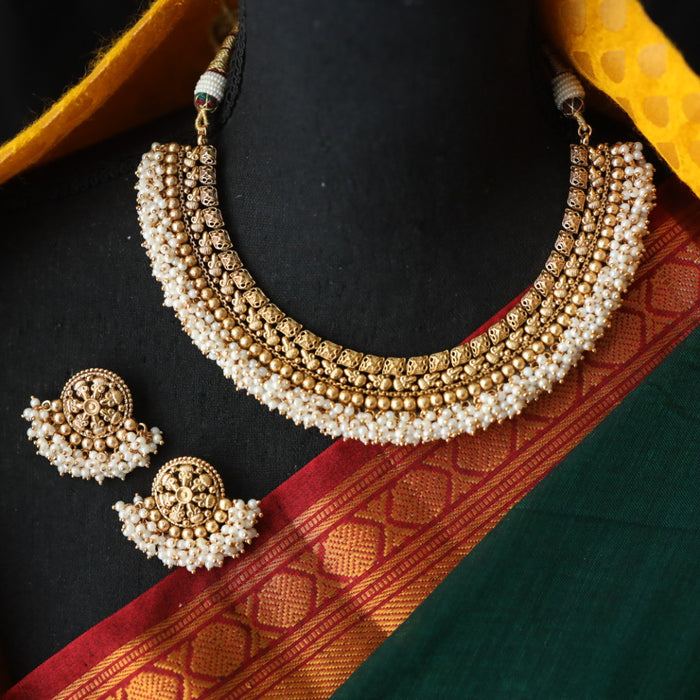 Antique gold stone and pearl short necklace and earrings 890032