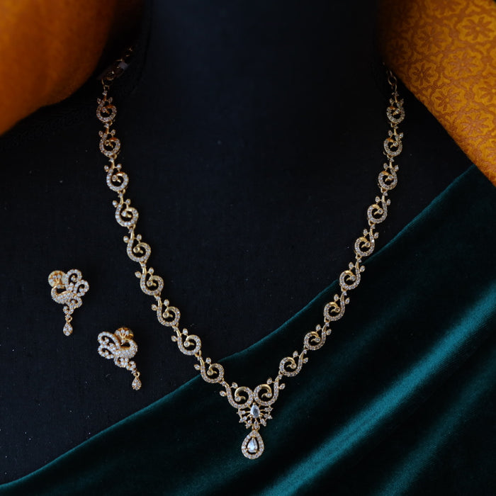 Heritage gold plated white stone short necklace with earrings TTH1016