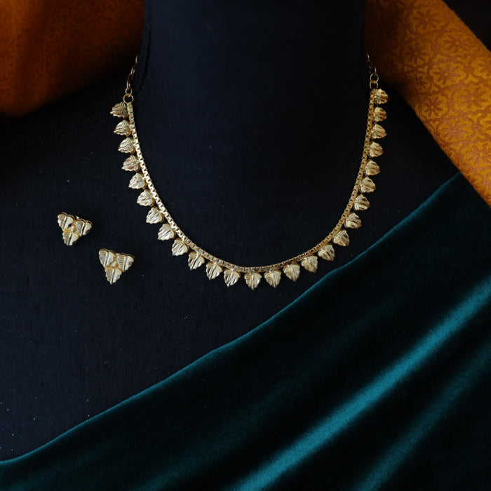Heritage gold plated gold short necklace with earrings H433