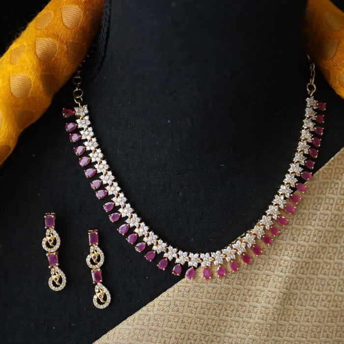 Heritage gold plated ruby white stone short necklace with earrings TH1028