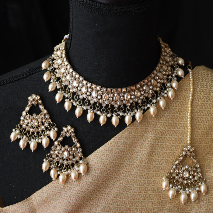 Trendy bead short necklace with earrings and tikka TW134
