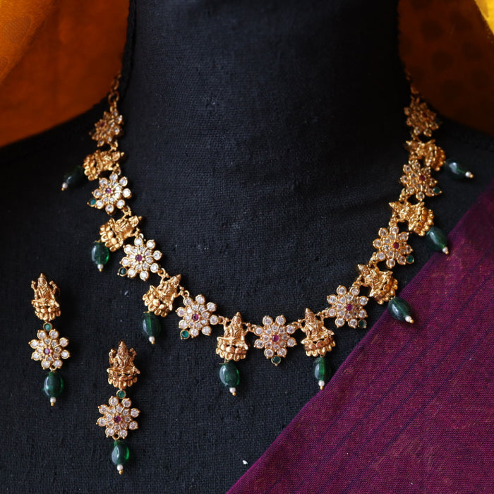 Antique green bead short necklace with earrings TTS4092