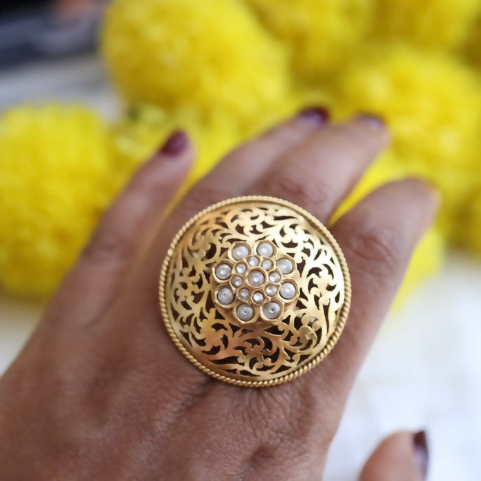 Antique adjustable ring - one size fits all 11346784