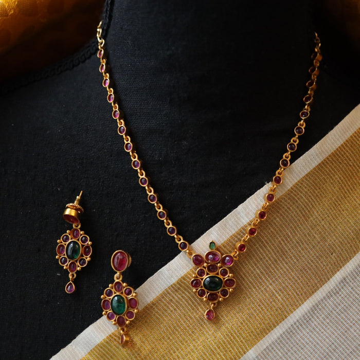 Antique ruby short necklace with earrings RUB011