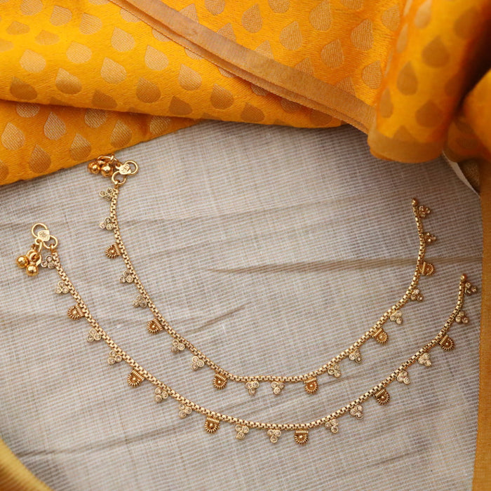 Heritage gold white stone traditional anklet HAN011