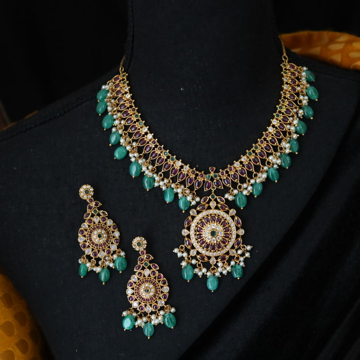 Antique short necklace and earrings S1B125
