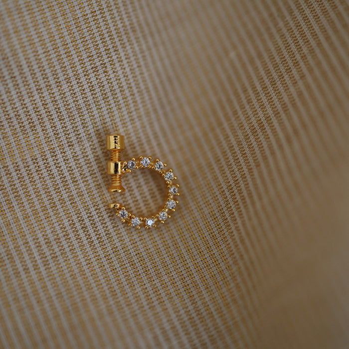 Heritage white stone gold plated nosering HN00563
