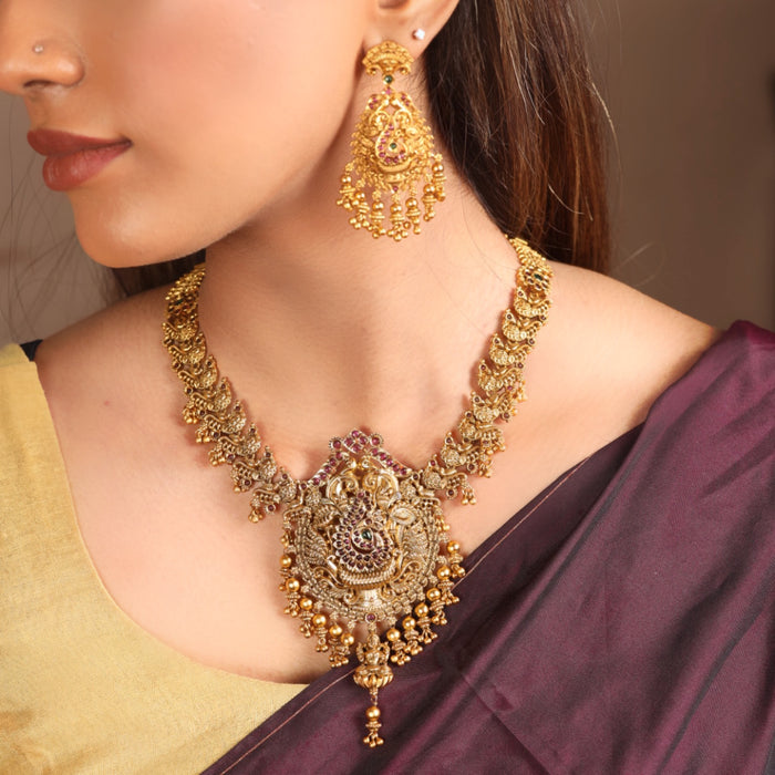 Antique gold short necklace with earrings S1B110