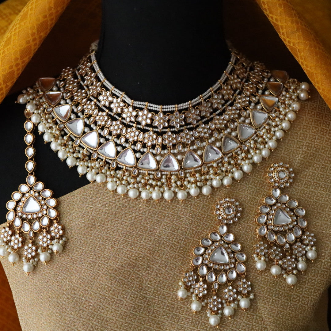 HEERA WHITE KUNDAN AND PEARLS COLLECTION