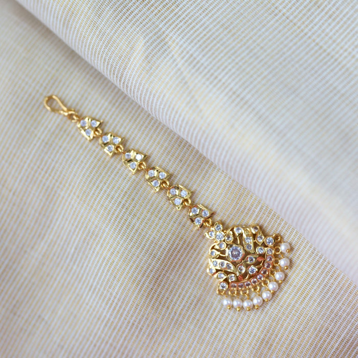 Antique gold white stone and pearl tikka TA859