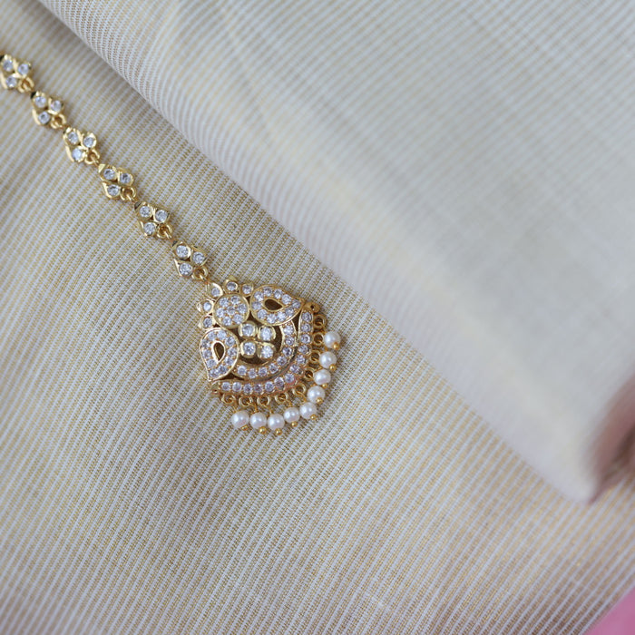 Antique gold white stone and pearl tikka TA8599