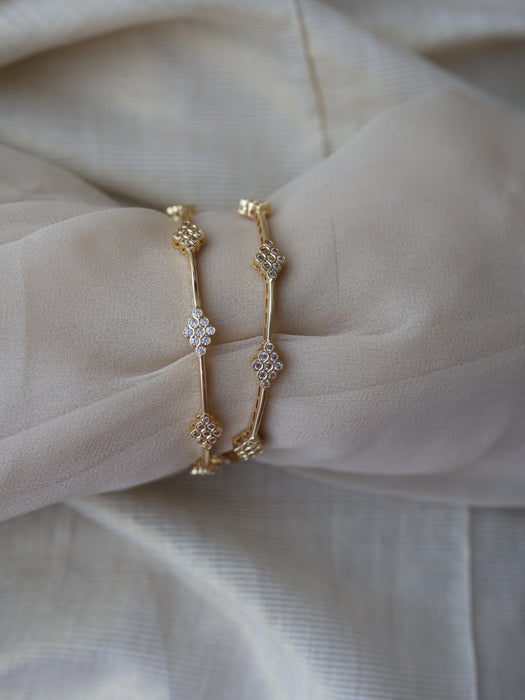 Heritage gold plated white stone bangle (1 set  of 2 bangles) HB7882
