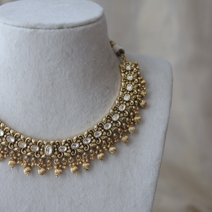 Antique gold and pearl short necklace with earrings G16123