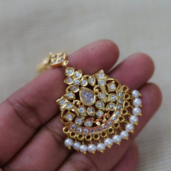 Heritage gold plated white stone tikka TH247