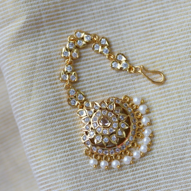 Heritage gold plated white stone tikka TH241