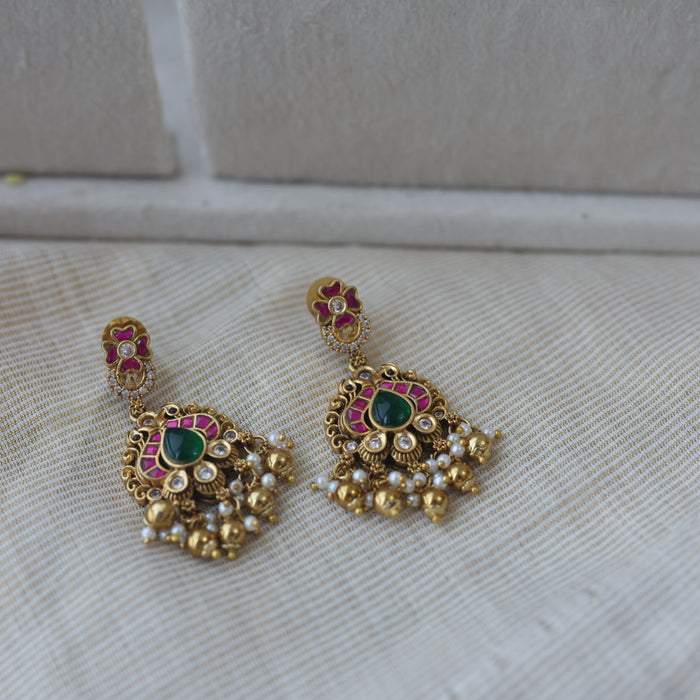 Antique gold and pearl choker necklace with earrings CCB21345