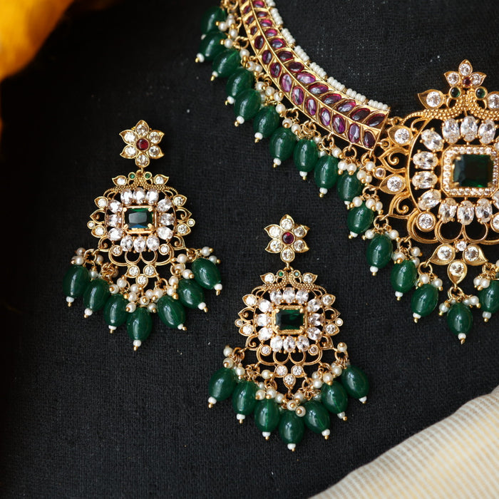Antique green bead short necklace and earrings SS116789
