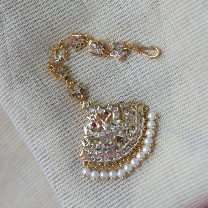 Heritage gold plated white stone tikka HT3422