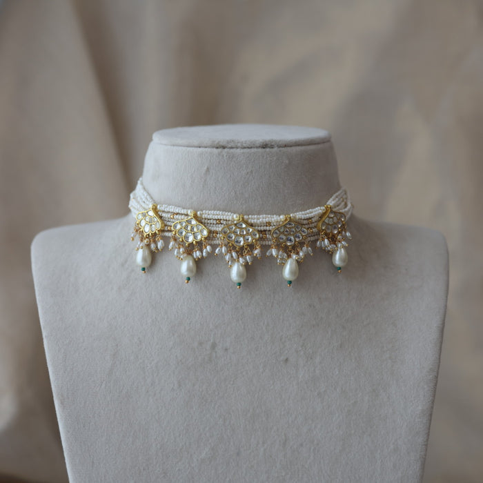 Kundan white stone and pearl choker necklace with earrings MS2334