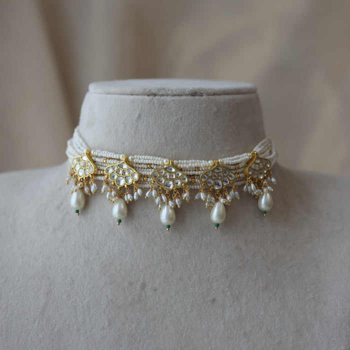Kundan white stone and pearl choker necklace with earrings MS2334