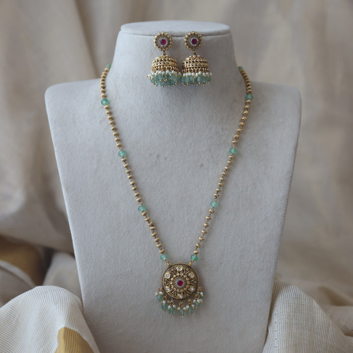 Antique gold and green pearl long necklace with earrings LL02411