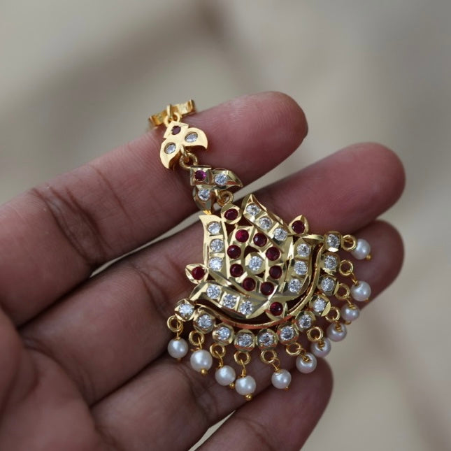 Heritage gold plated ruby white stone tikka HT578