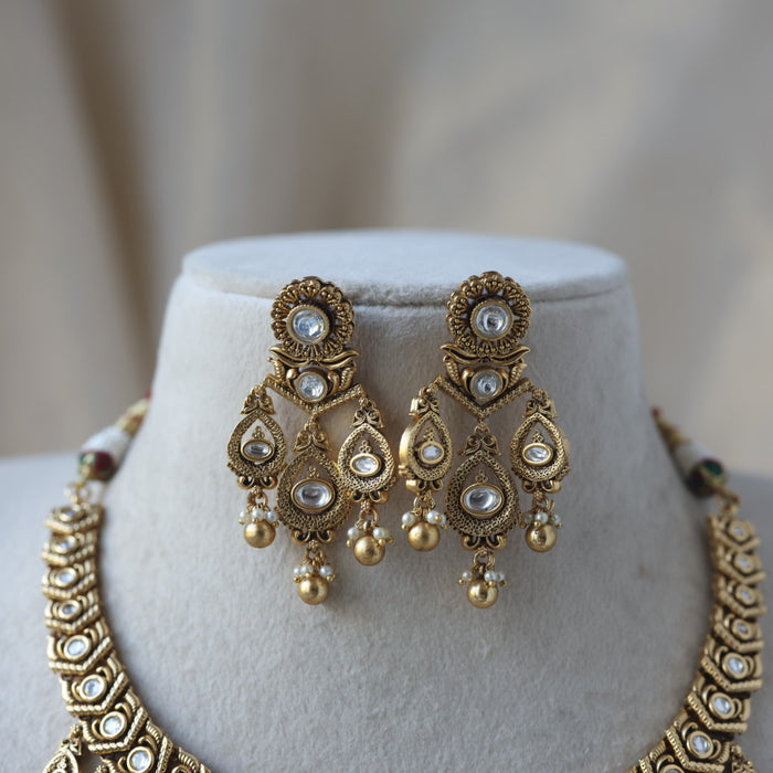 Antique gold short necklace with earrings G16729