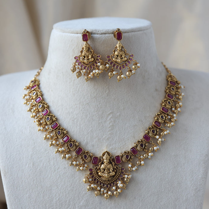 Antique gold temple design necklace and earrings SS115623